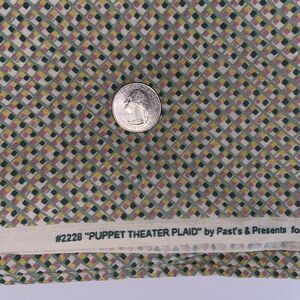 Daisy Kingdom Vtg 1996 Puppet Theatre Plaid Past Presents 1 YD Fabric 37 x 44